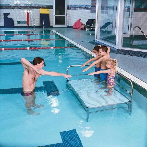 ترابيزة تعليم الصغار بارتفاعات مختلفة